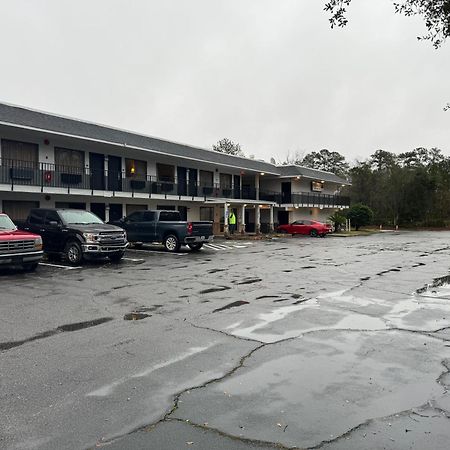 Fairbridge Inn & Suites Richmond Hill Exterior foto